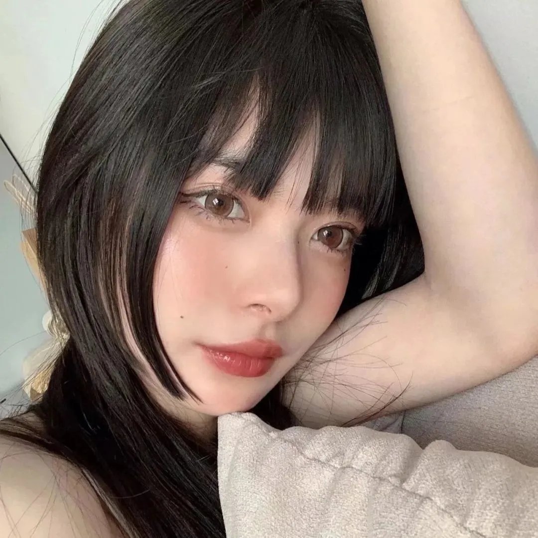 逆女泰瑞丝封面